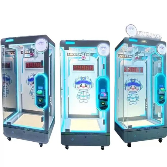 Date Cut Prize Arcade Doll Lucky 7 & 10 Vending Game